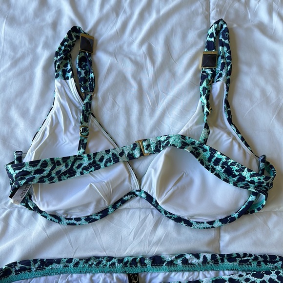 Paula Hermanny by Vix size 10, 2 piece swim suit used one time - Picture 3 of 5